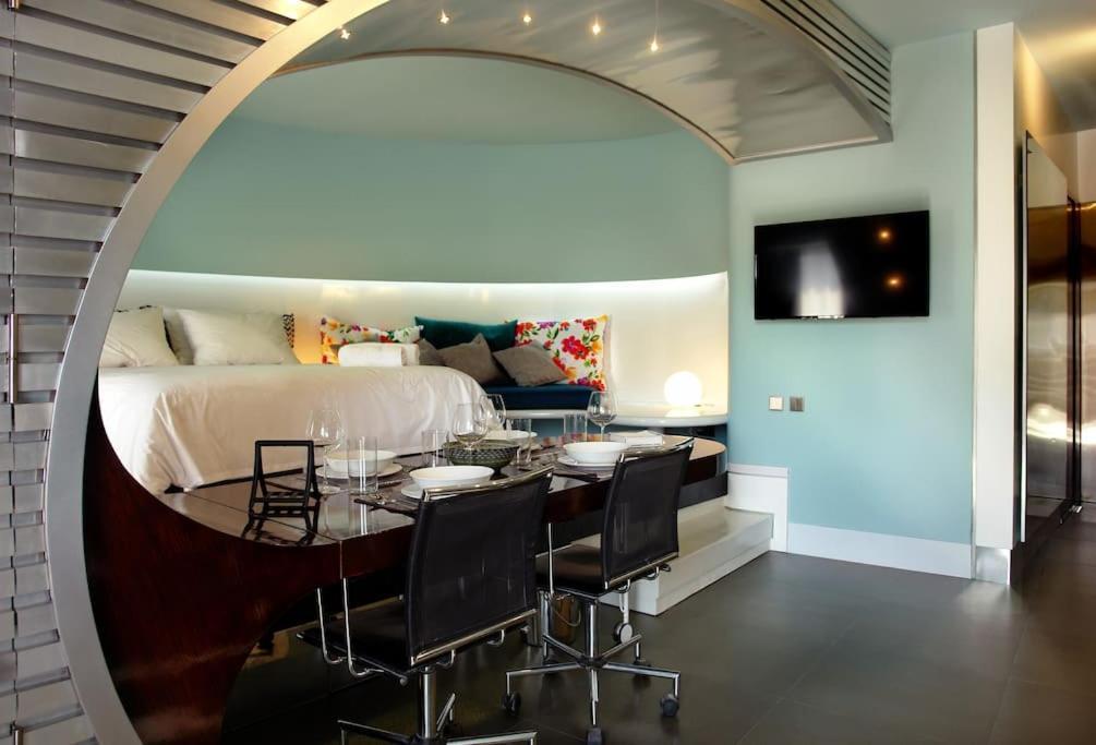 High End Suite At The Center Of Heraklion Exterior photo